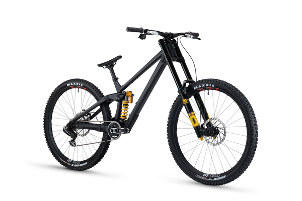 Yalla!! V2 Öhlins Komplettbike