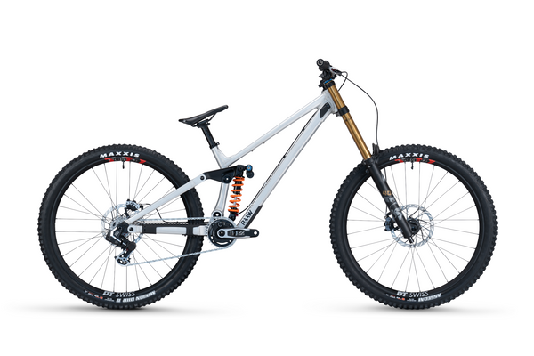 Yalla!! V2 Fox Factory Komplettbike