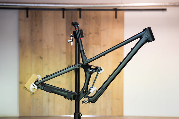 Madonna V3 Frame Kit - Black Medium 60 - Outlet