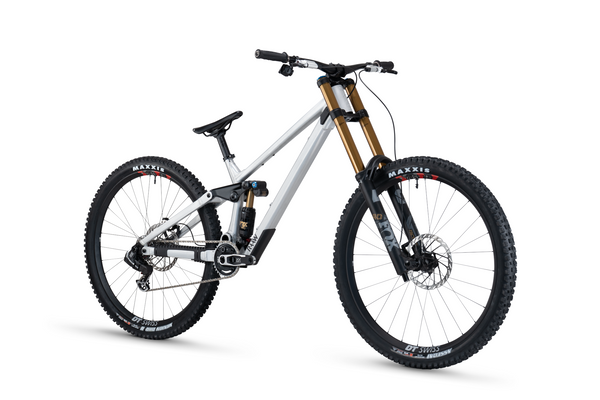 Yalla!! V2 Fox Factory Komplettbike