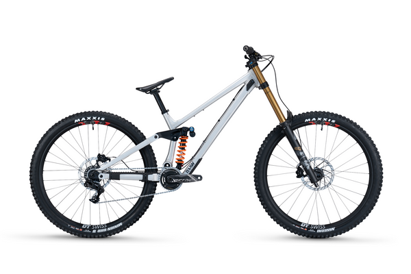 Yalla!! V2 Fox Factory Komplettbike